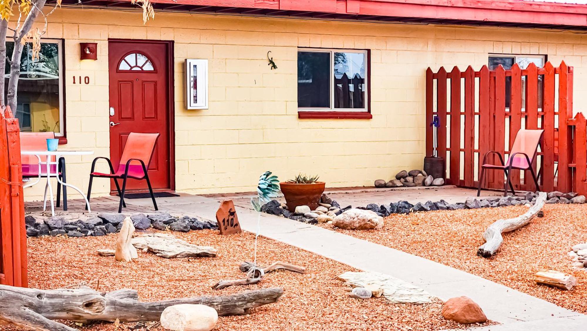 Red Rock Motel And Dam Motel Page Eksteriør bilde